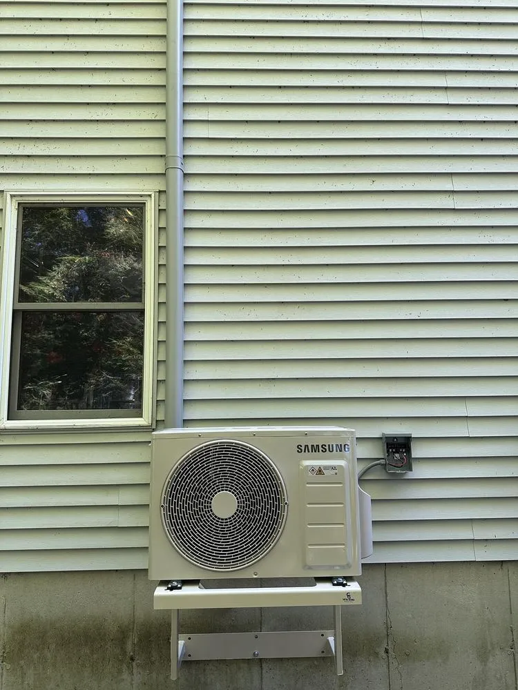 Slide of Heat Pumps of Maine
