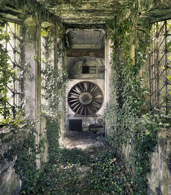 Slide of HeatCool Service