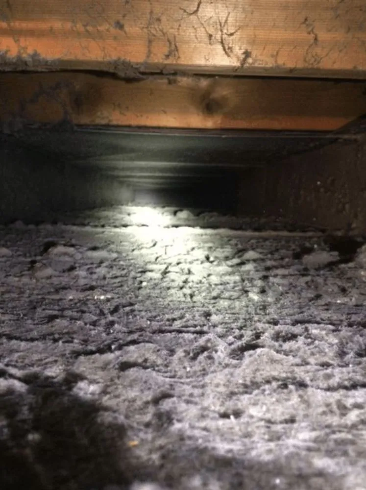 Slide of Heating + Air Paramedics