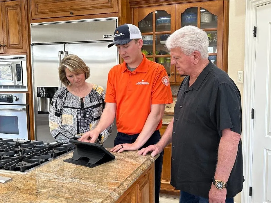 Slide of Heating + Air Paramedics