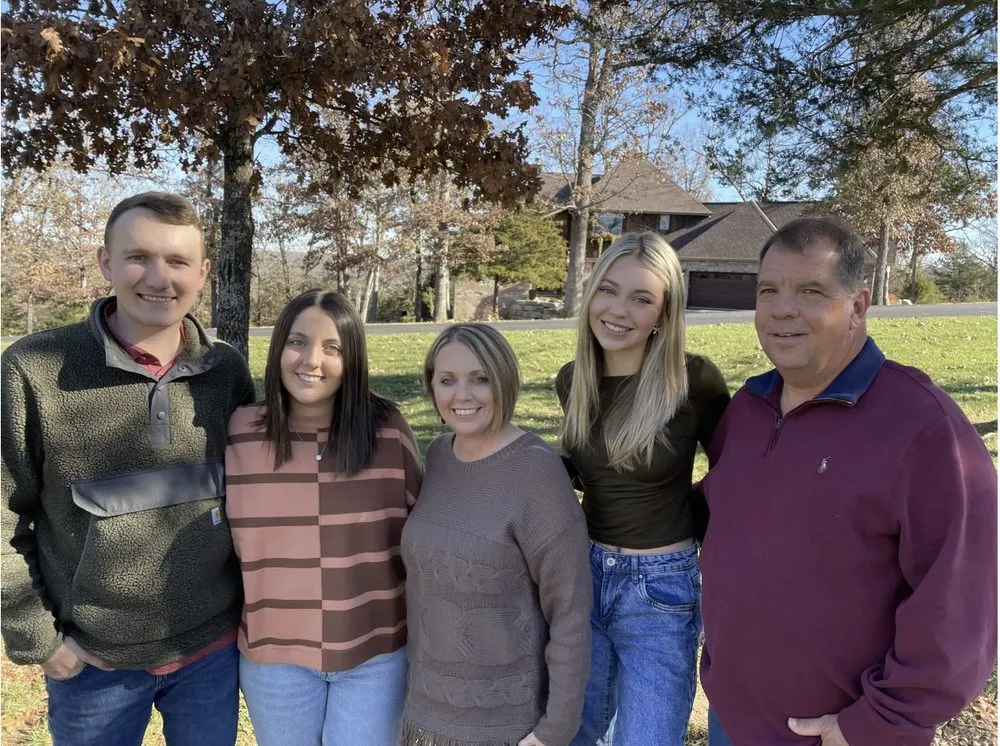 Slide of Heating + Air Paramedics