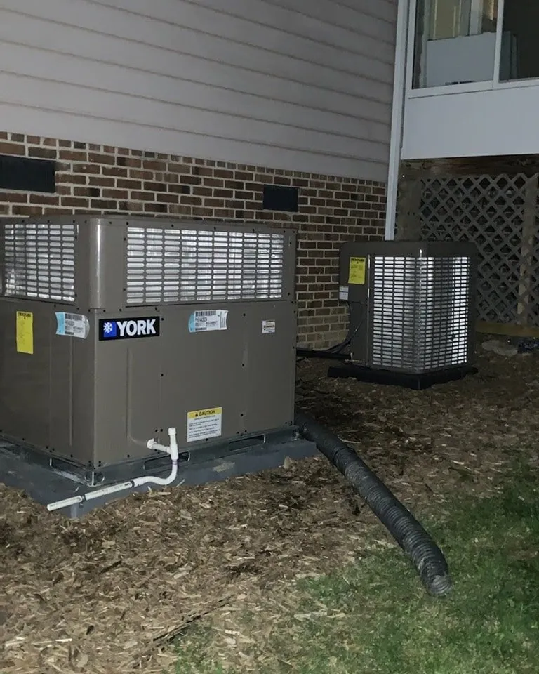 Slide of Heating & Air Paramedics