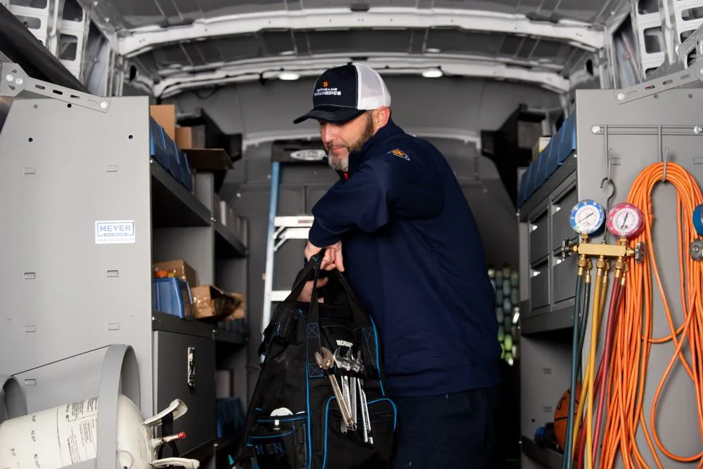 Slide of Heating & Air Paramedics