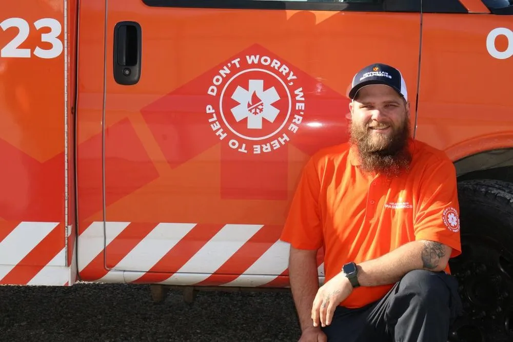 Slide of Heating & Air Paramedics