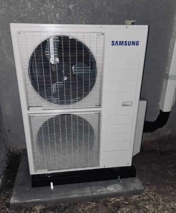 Slide of Heating And AC Weather Engineer