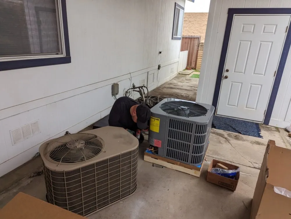 Slide of Heating and Air 365