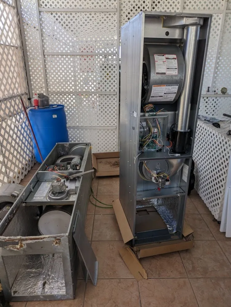 Slide of Heating and Air 365