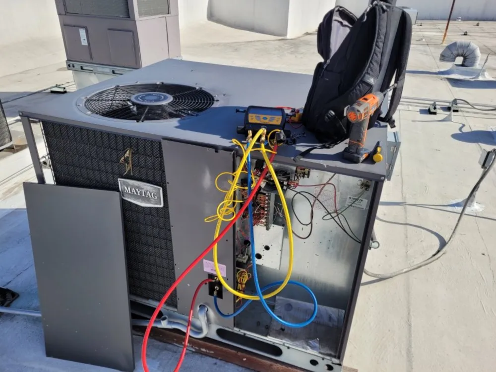 Slide of Heating and Air 365