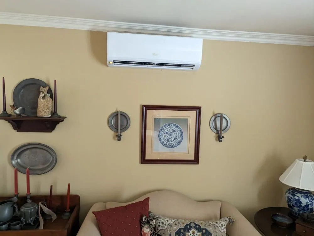 Slide of Heating and Air 365