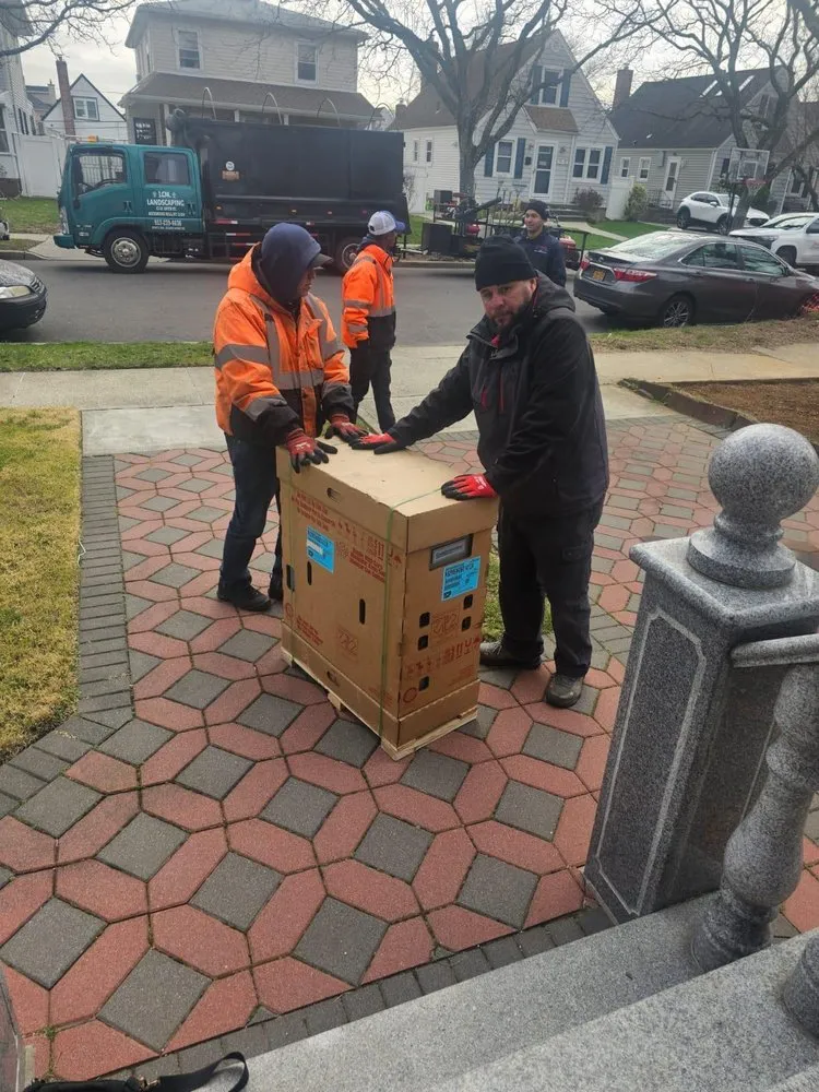 Professional air conditioning tune-up for local homeowners in Flushing, NY by Heating, Cooling & Electric Solutions