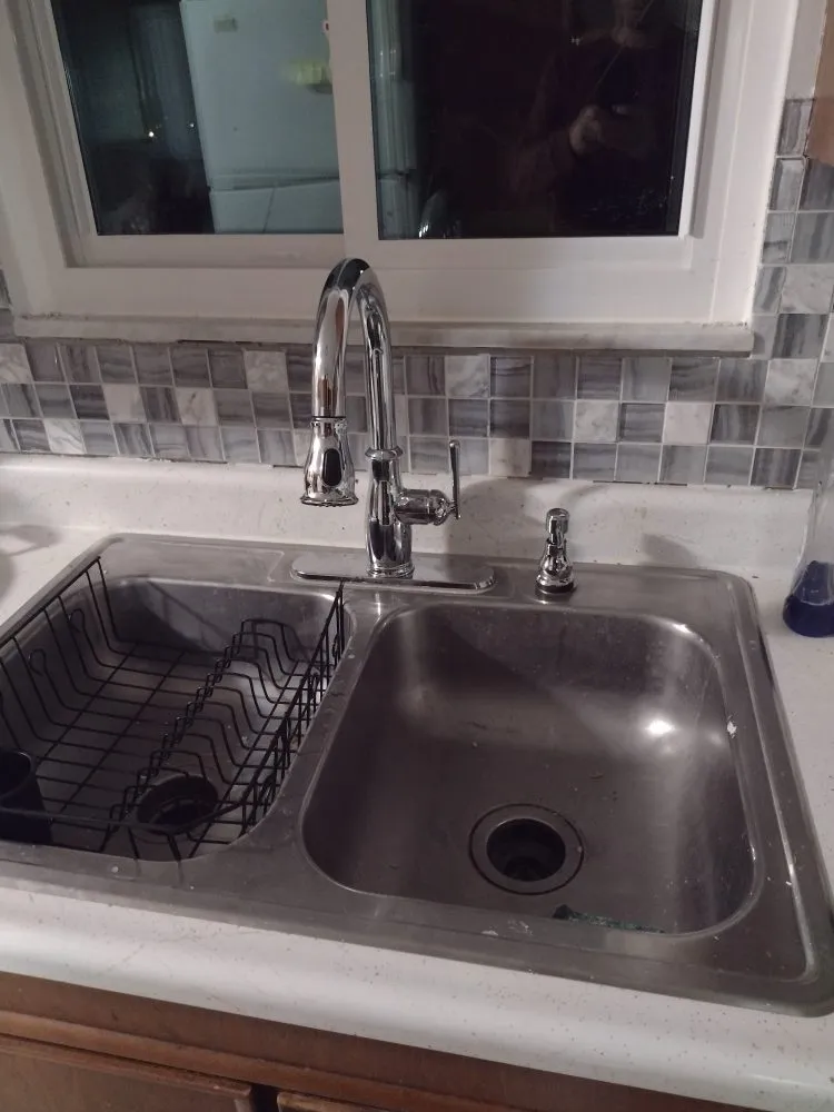 Slide of Hendricks HVAC Laminate Flooring