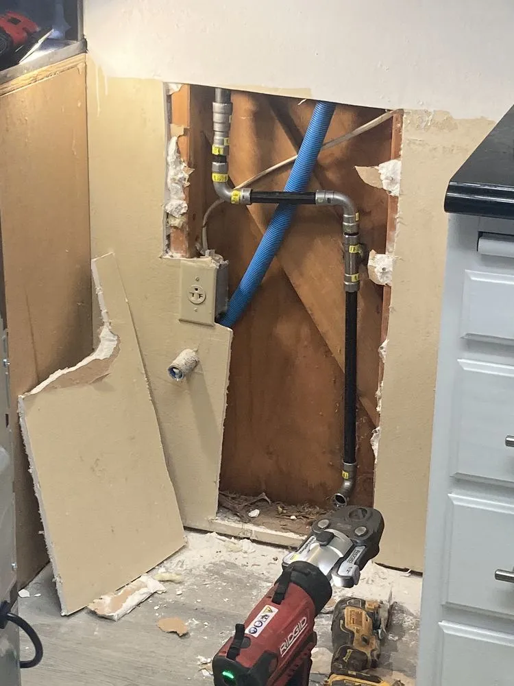 Slide of Henley's Plumbing & Air