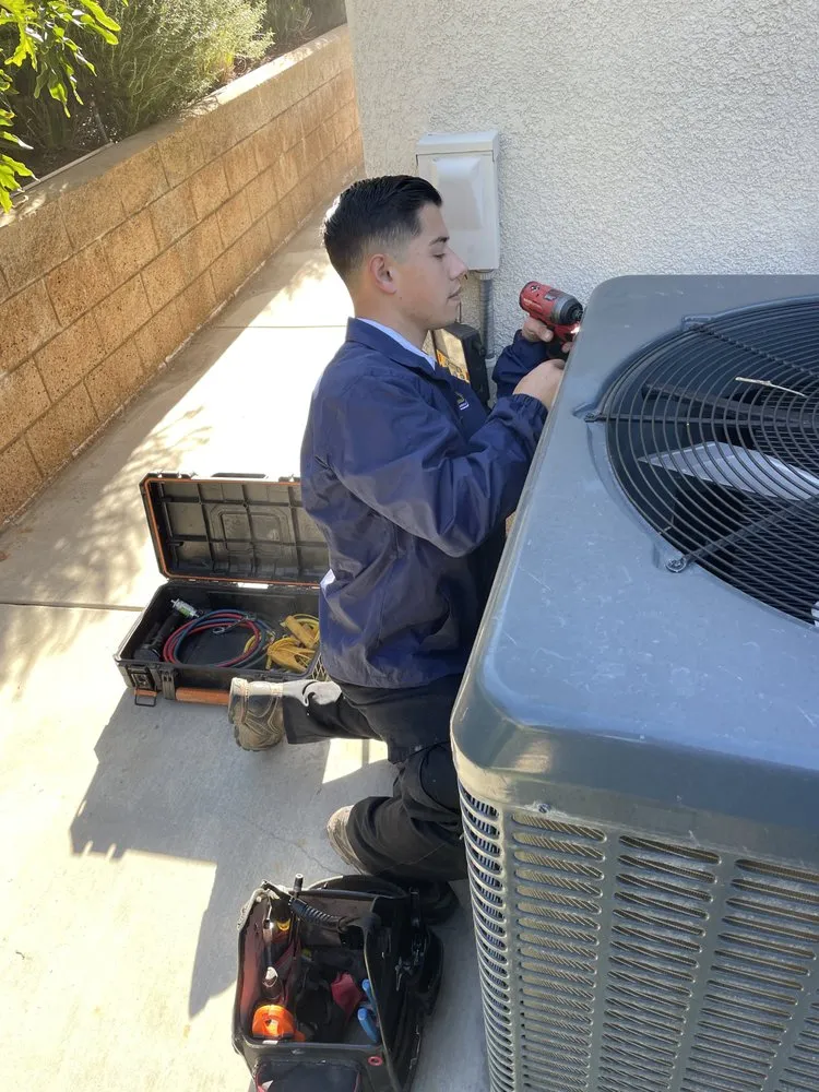 Slide of Henley's Plumbing & Air