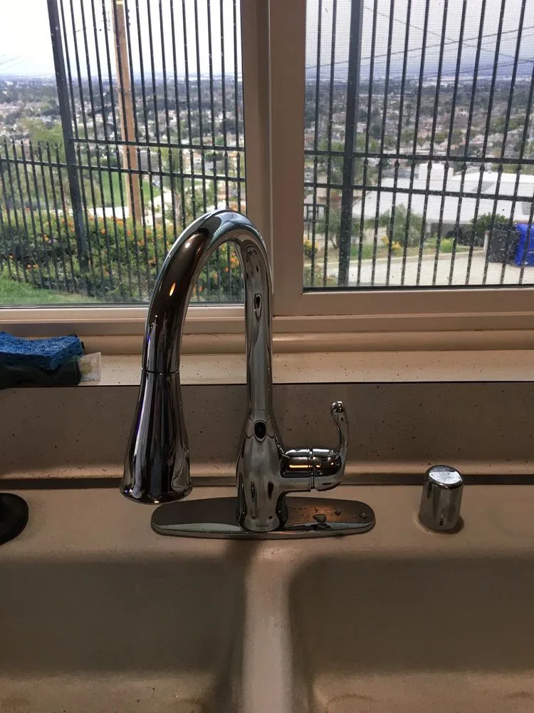 Slide of Henley's Plumbing & Air