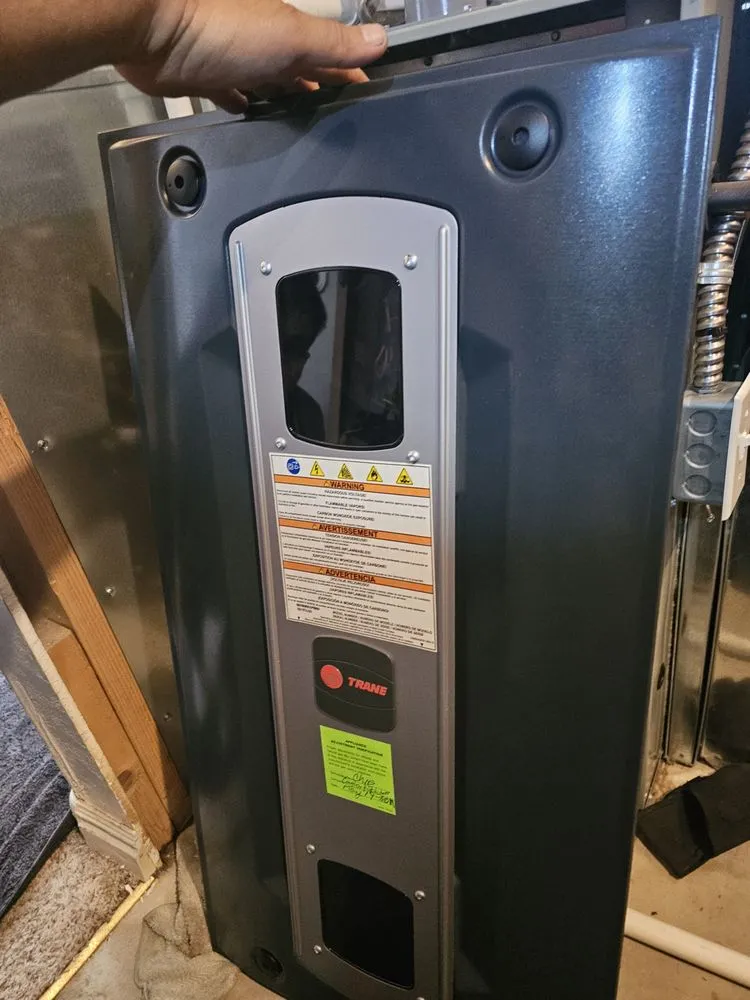 Slide of Henry Refrigeration & Air HVAC