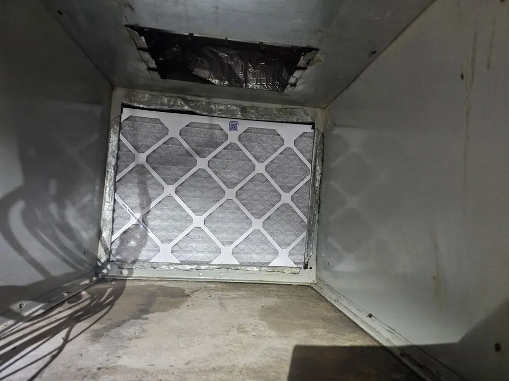 Slide of Henry Refrigeration & Air HVAC