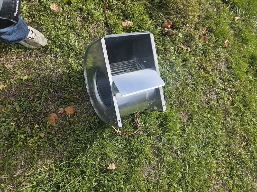 Slide of Henry Refrigeration & Air HVAC