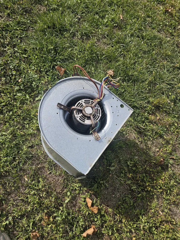 Slide of Henry Refrigeration & Air HVAC