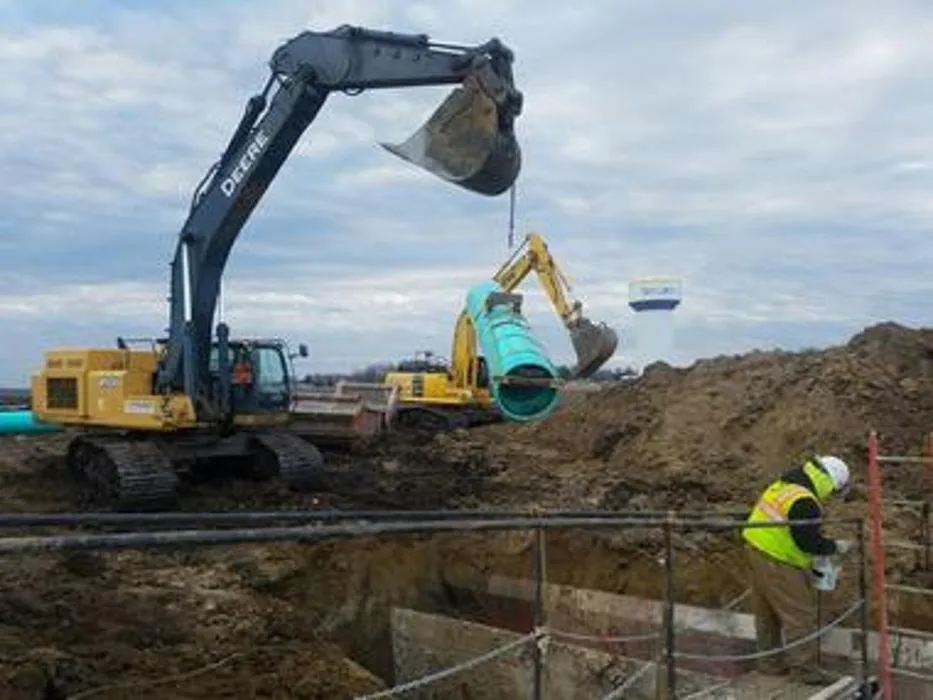 Slide of Henson Robinson Company