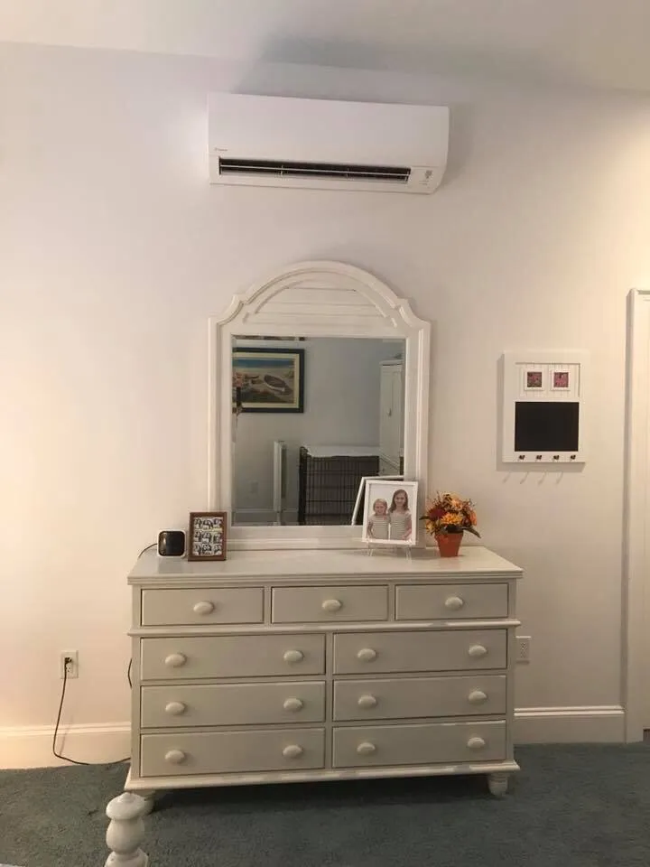 Slide of Hewett's Heating & Air Conditioning Inc