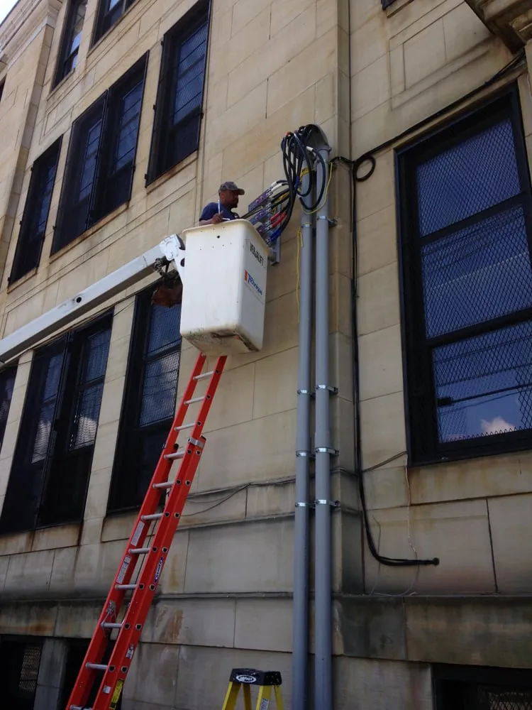 Slide of H&H HVAC Contractor