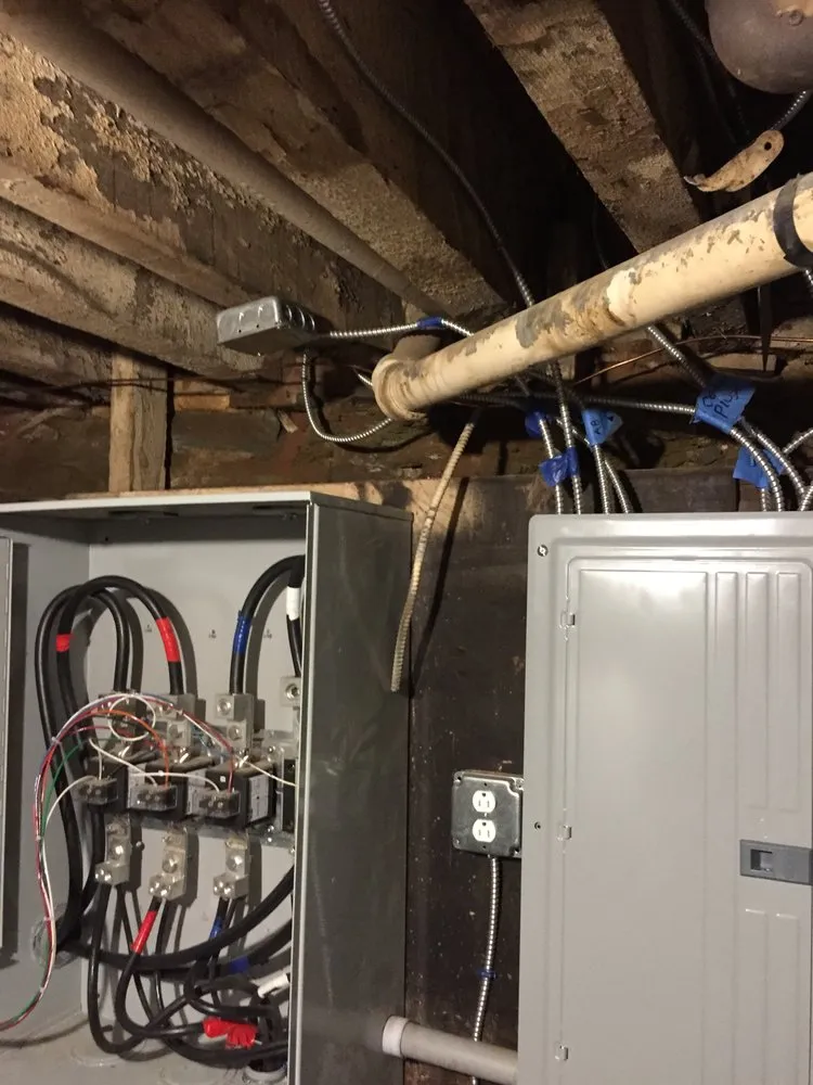 Slide of H&H HVAC Contractor