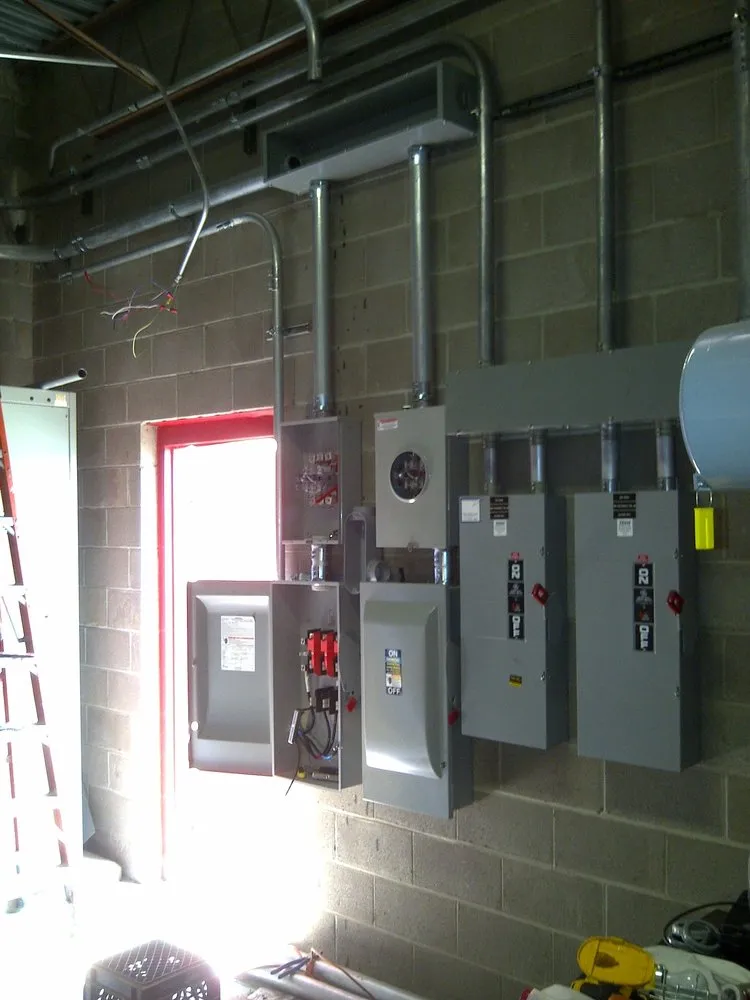 Slide of H&H HVAC Contractor