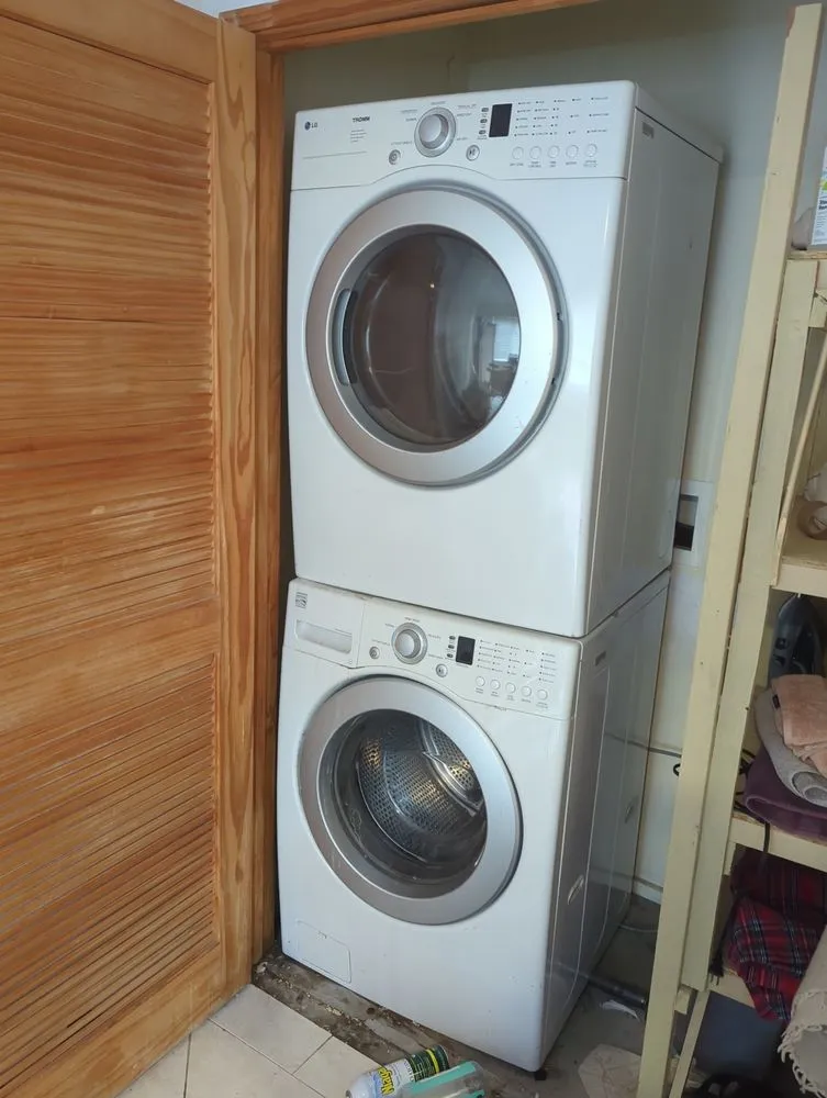 Slide of Hi-5 Appliance Repair