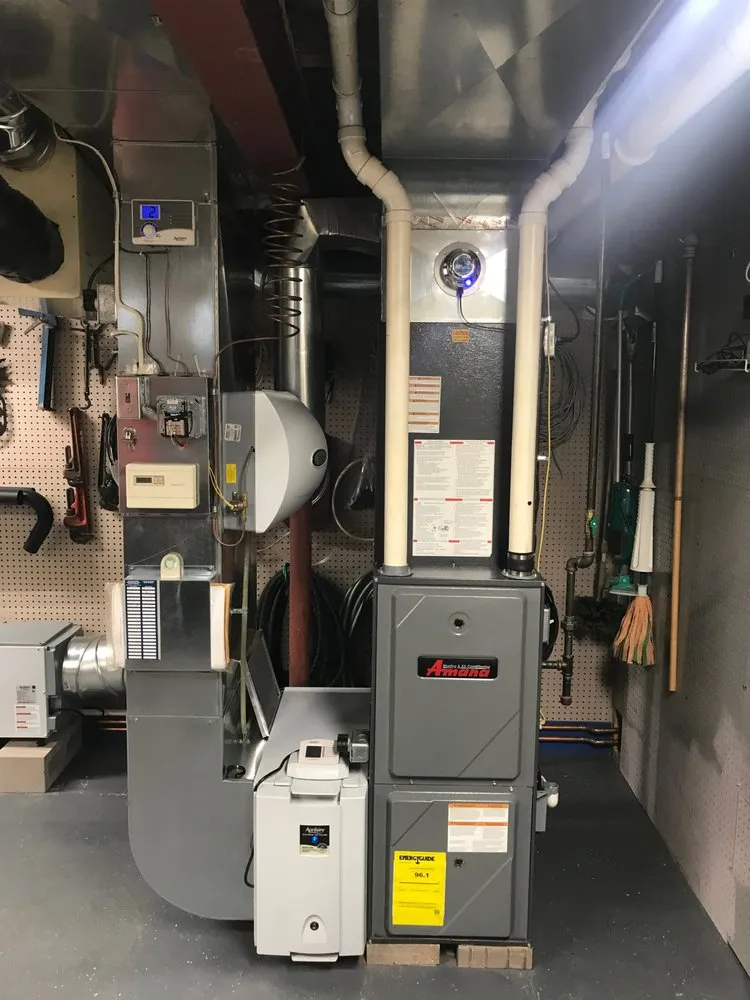 Slide of Hi-Qual Heating & Cooling