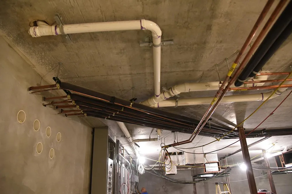 Slide of Hi-Tech Air Service