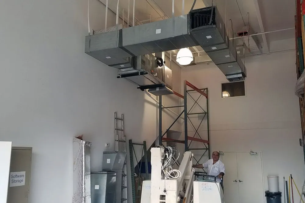 Slide of Hi-Tech Air Service