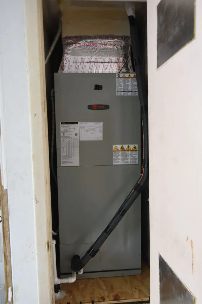 Slide of Hi-Tech Air Service