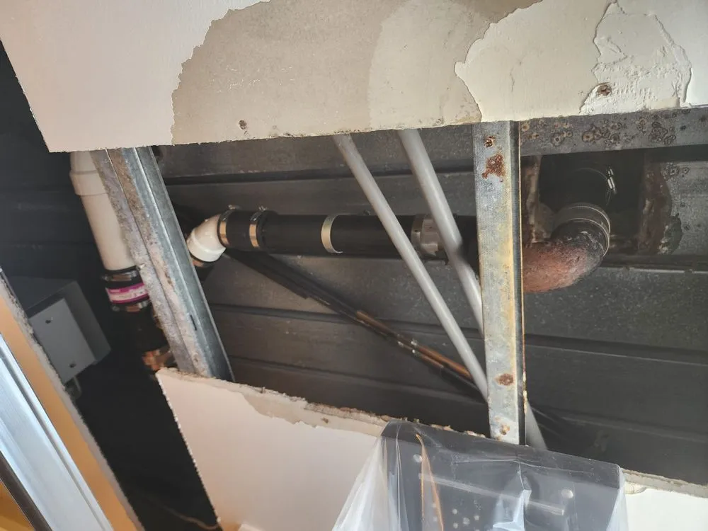 Slide of Hi-Tech Plumbing & Air