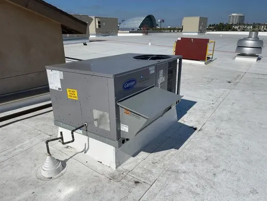 Hi-Tek Mechanical Logo