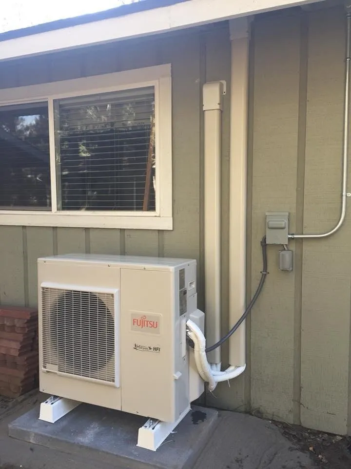 Slide of High Desert Mechanical