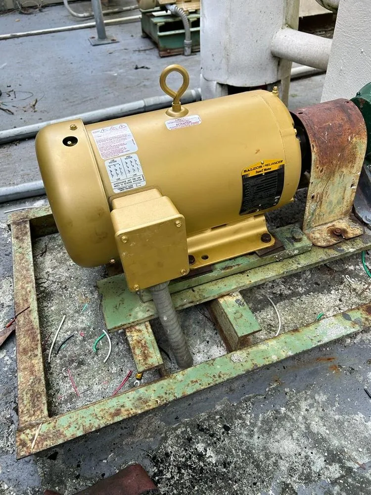 Slide of High Quality Mechanicals Contractor