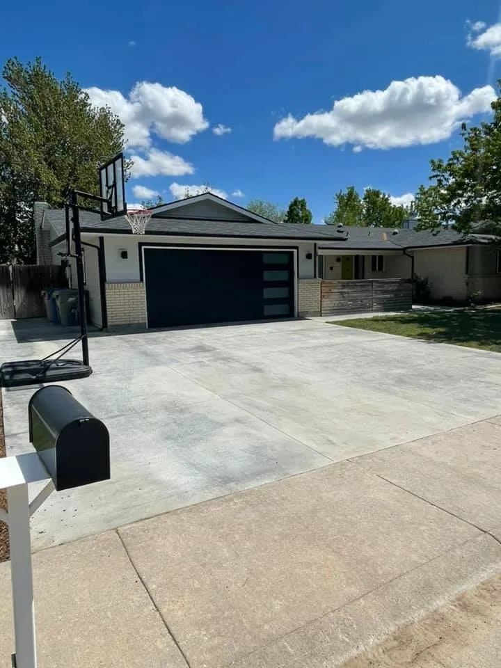 Slide of Hive Contractors