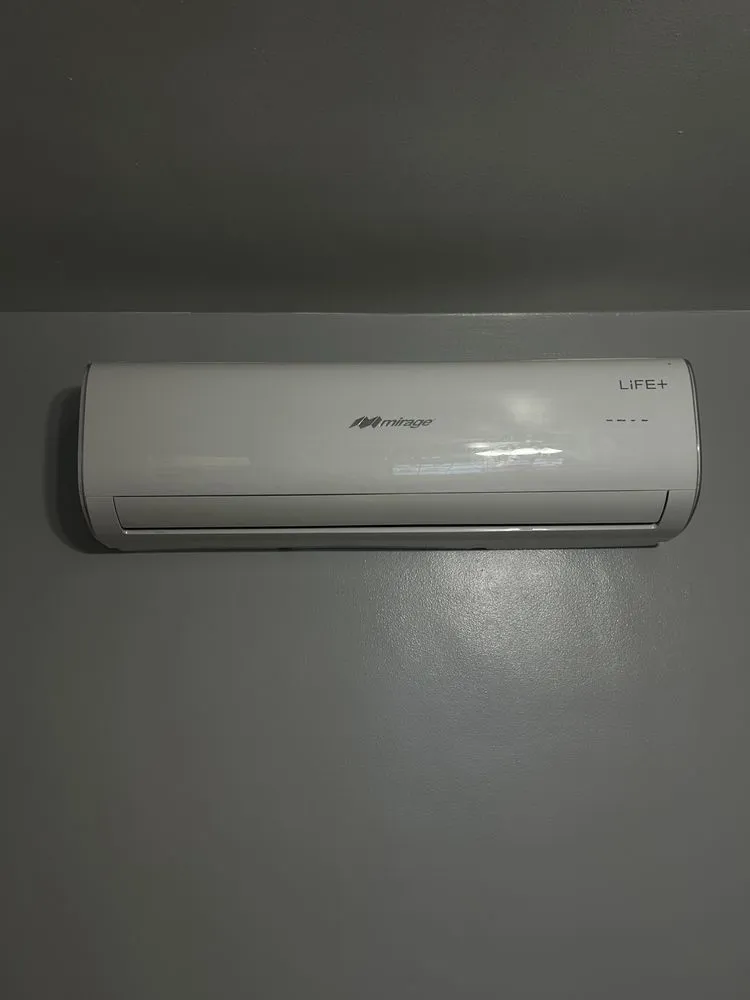 Slide of HKS Heating and Cooling Air