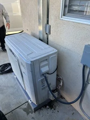 HKS Heating and Cooling Air Logo