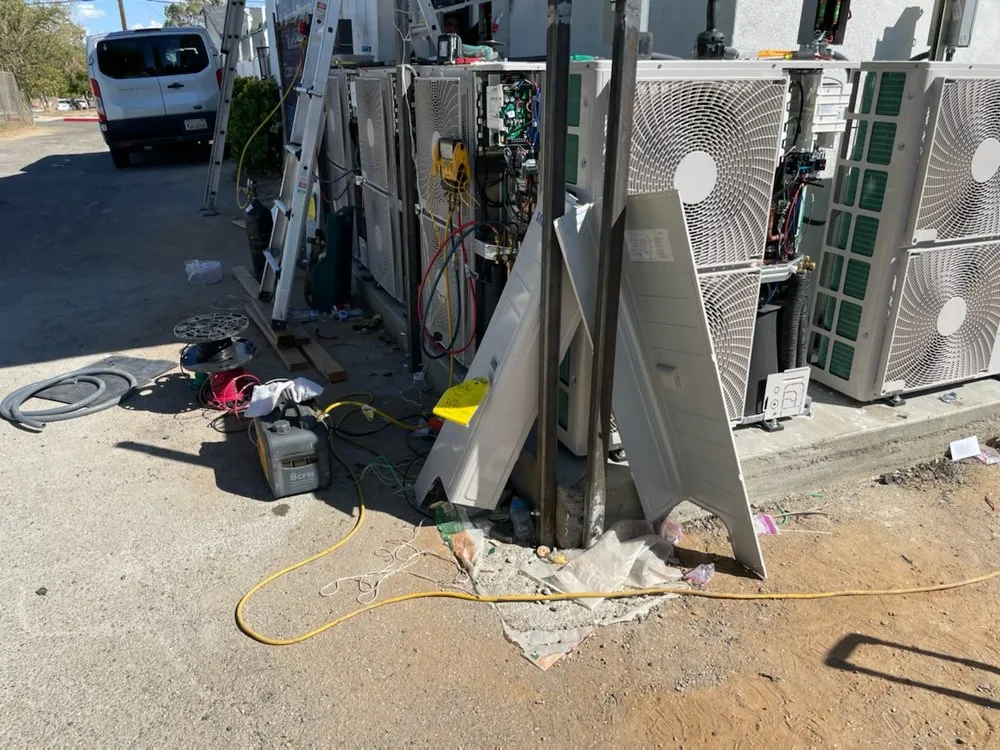 Slide of HL Air Conditioning