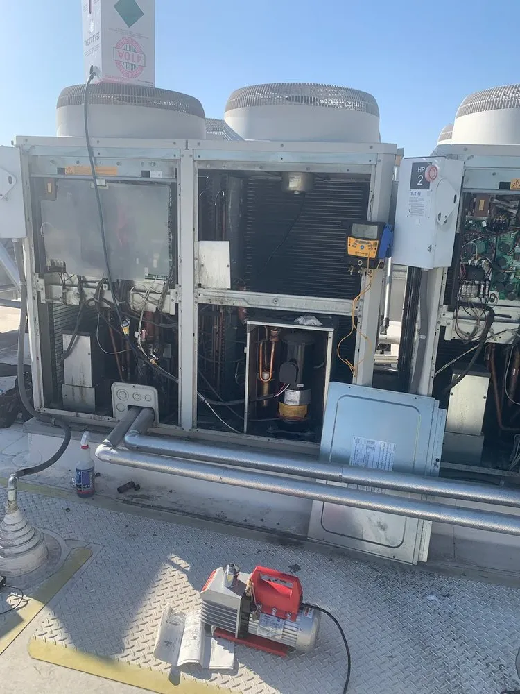 Slide of HL Air Conditioning