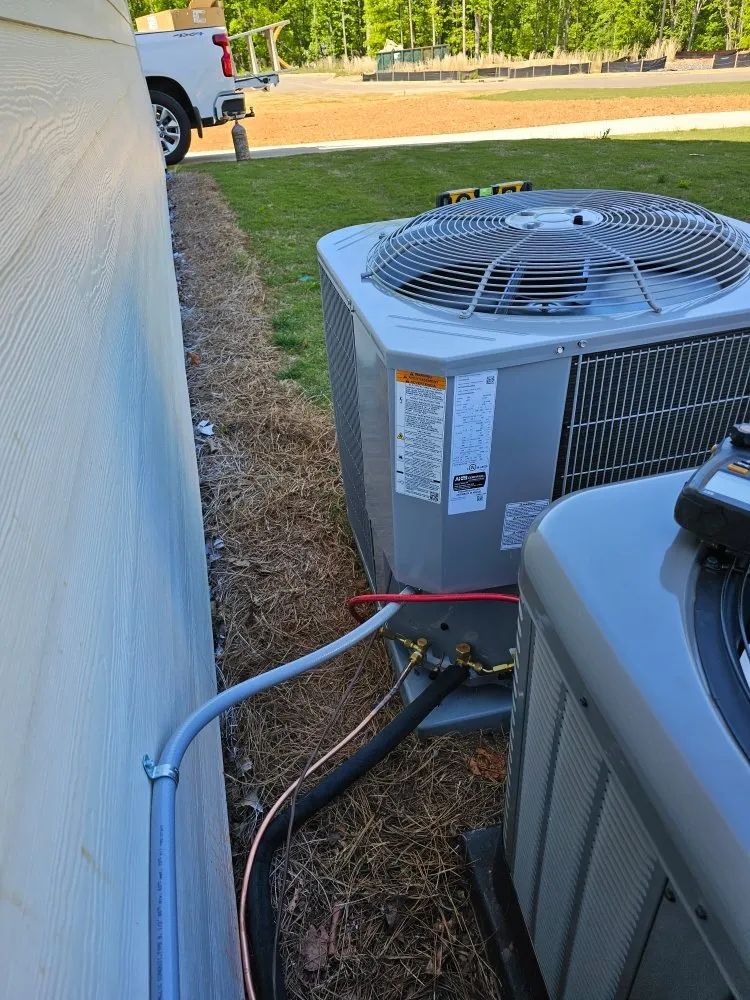 Slide of Hola Hola Heating and Air Services