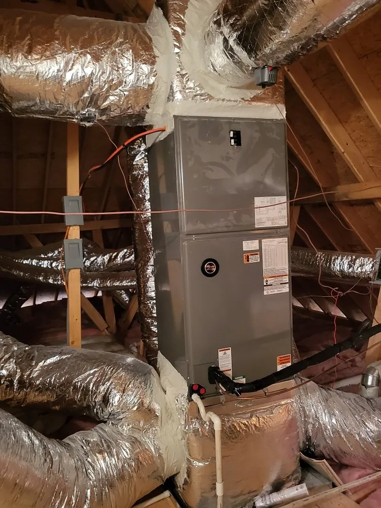 Slide of Hola Hola Heating and Air Services