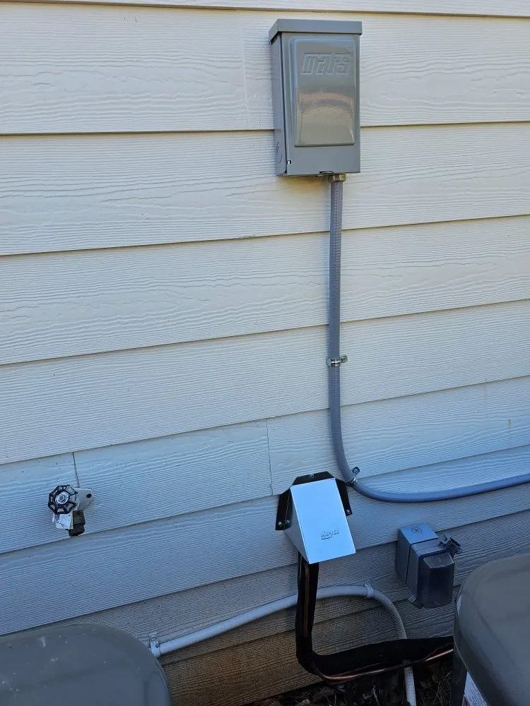 Slide of Hola Hola Heating and Air Services