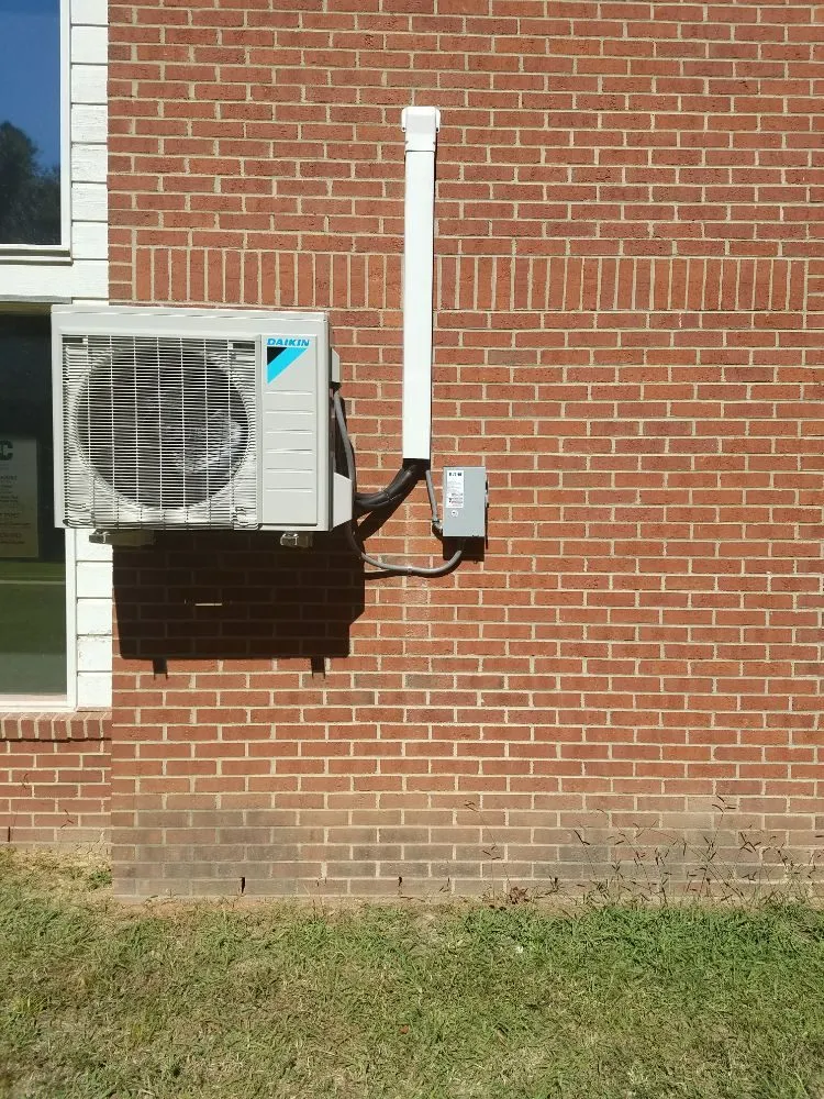 Slide of Holliday Plumbing, Heating & Air