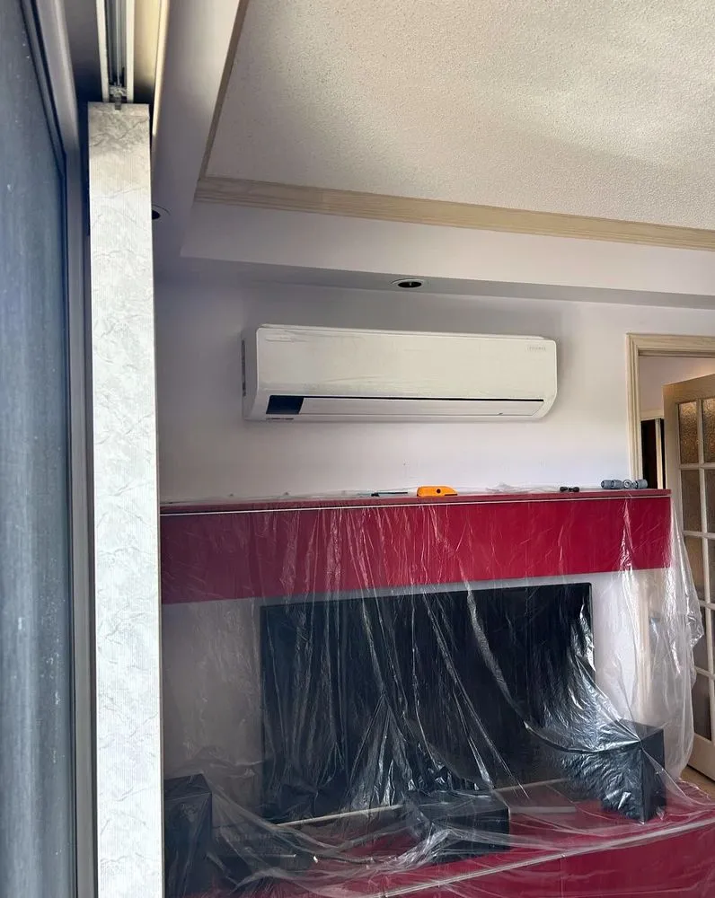 Slide of Hollindale Air & Heating