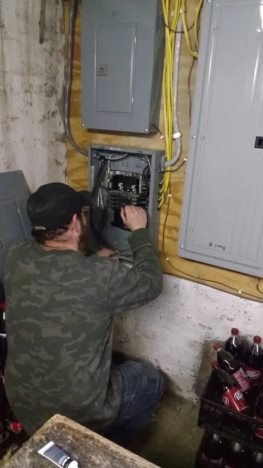 Slide of Hollobaugh Heating & Cooling