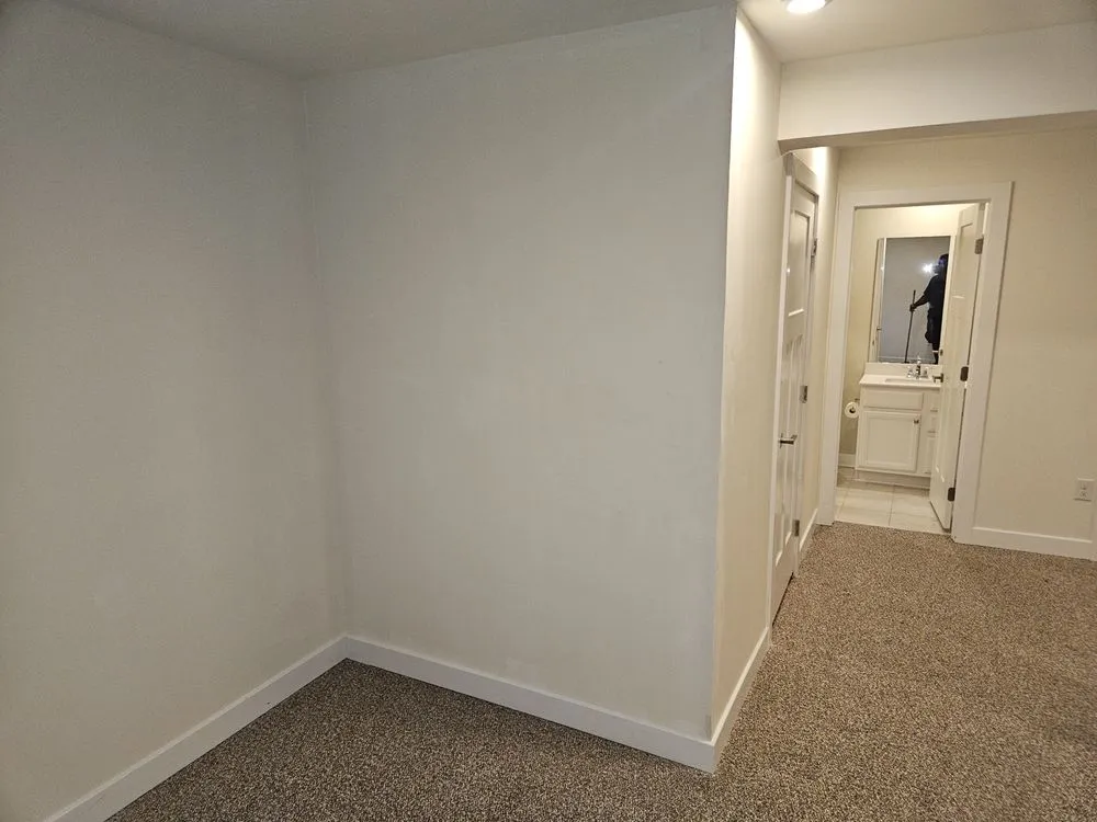 Slide of Holmes Contracting