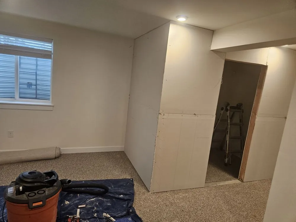 Slide of Holmes Contracting