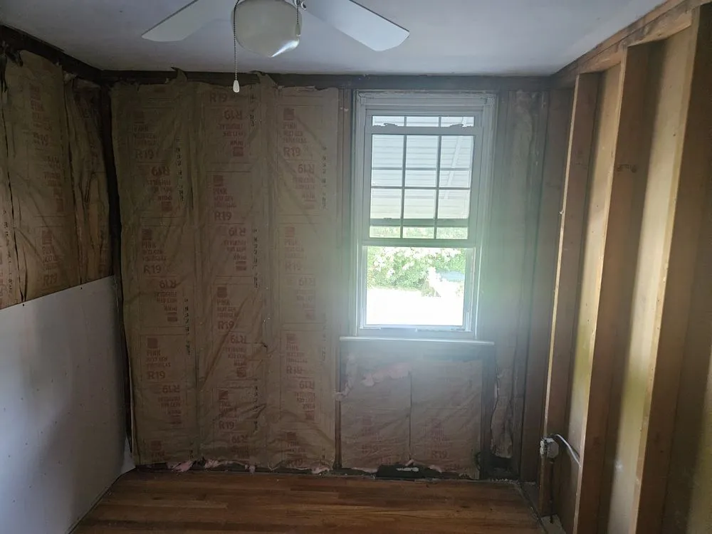 Slide of Holmes Contracting